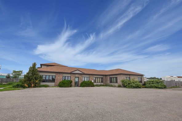 5201 N Washington St, Grand Forks, ND 58203